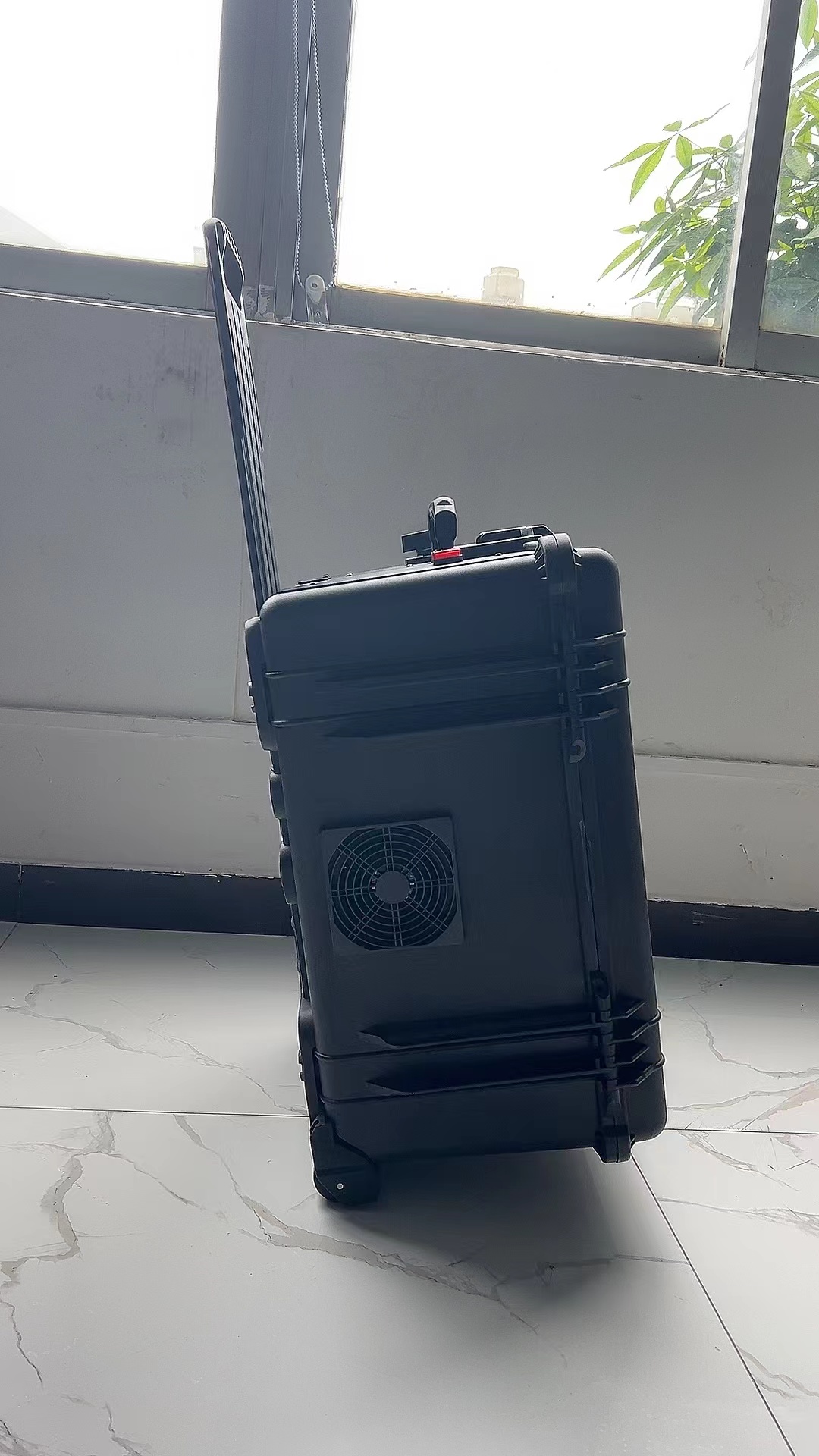 盐都手拉箱型移动通信干扰器